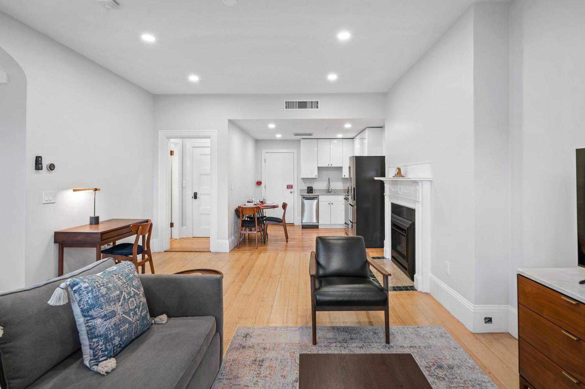 Charlesgate Suites Boston Extérieur photo