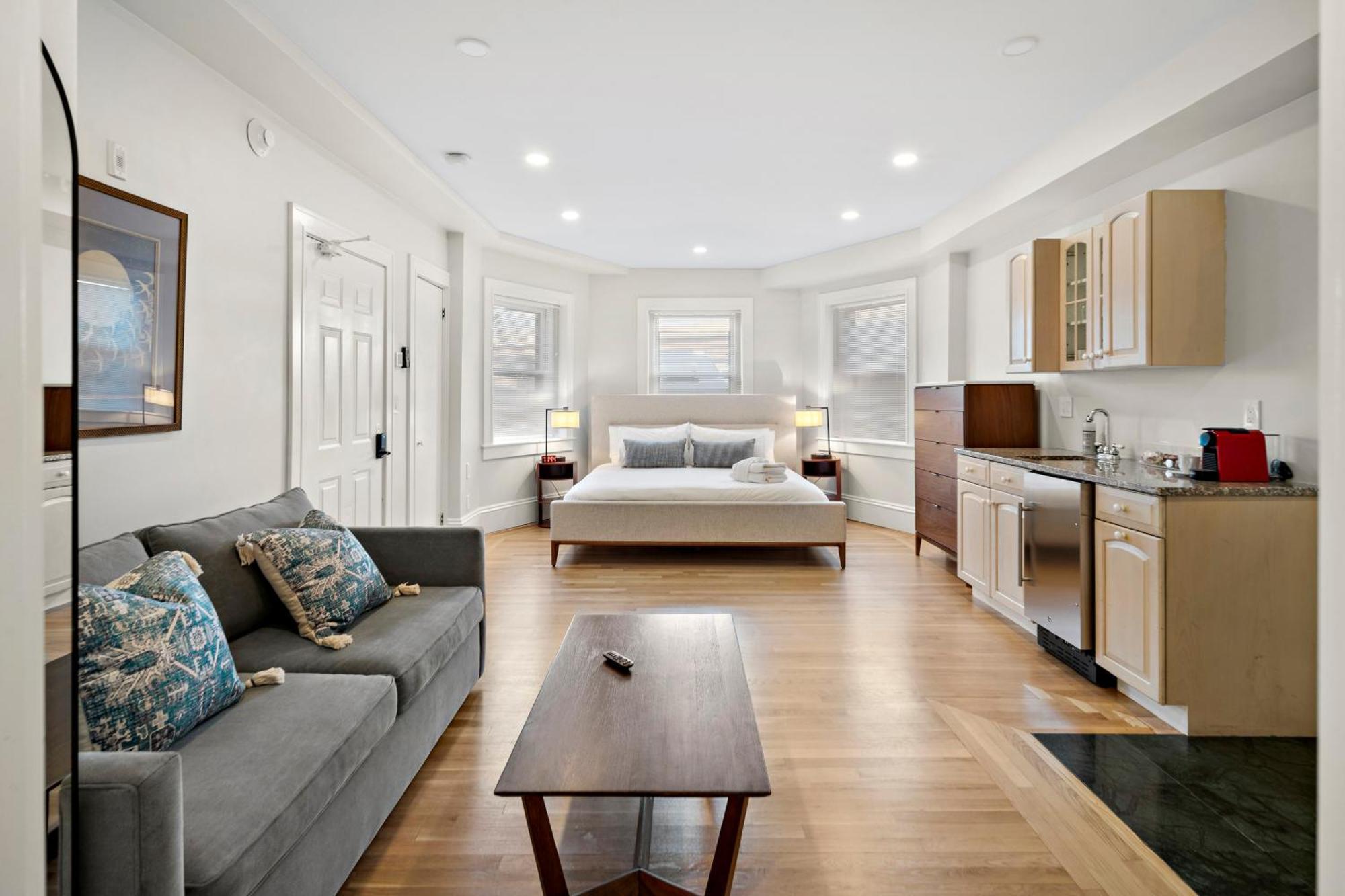 Charlesgate Suites Boston Extérieur photo